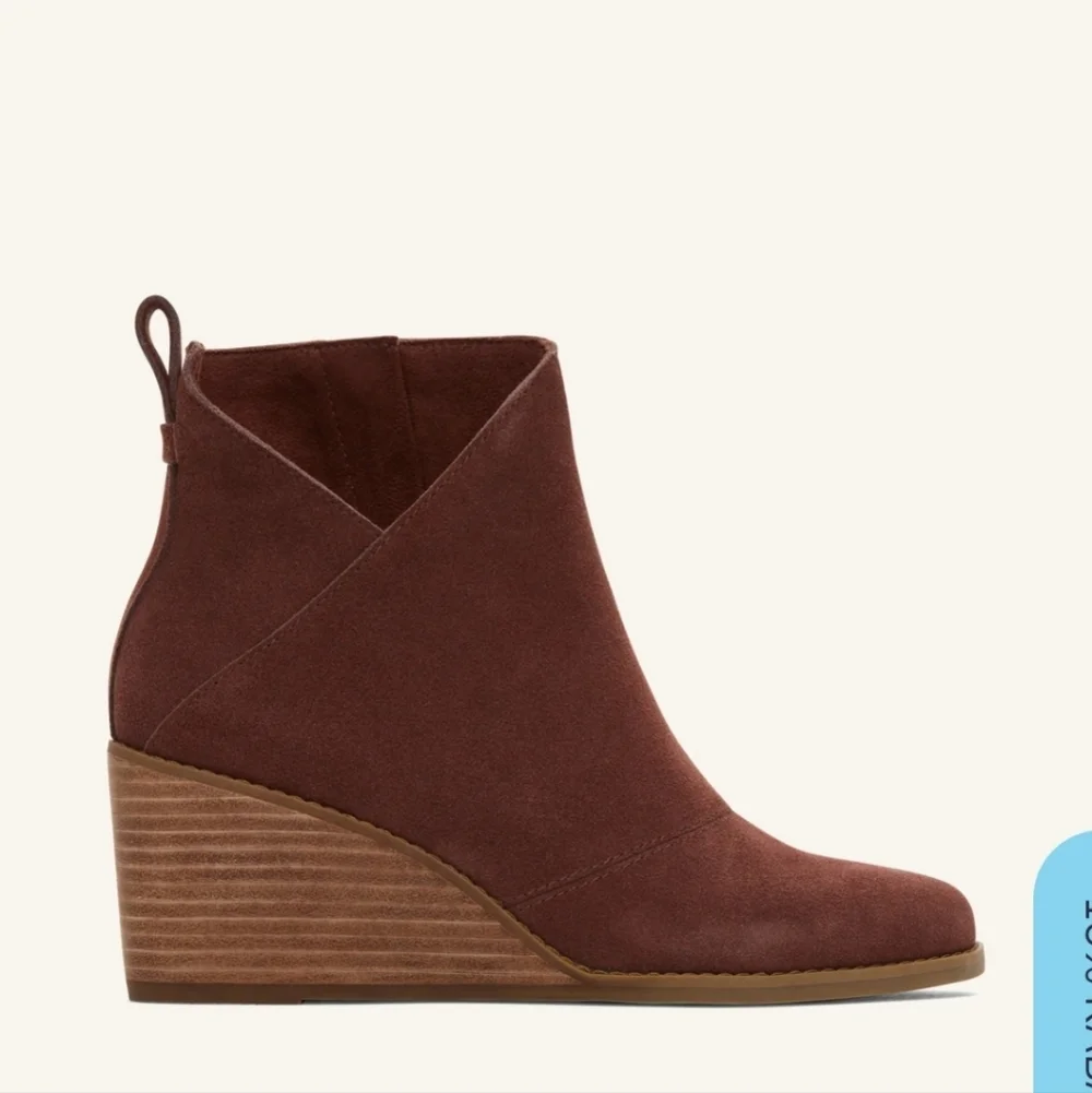 Tom's Sutton Chestnut Brown Wedge Boots NWT‎ Outdoor Cold Weather Elevated Basic